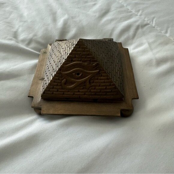 Solid Brass Egyptian Pyramid Incense Burner Eye of Horus Decor Spiritual - Picture 3 of 6